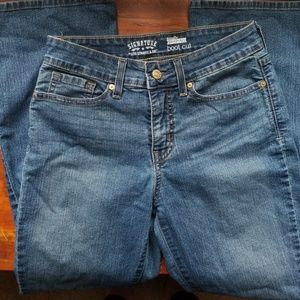 Signature by Levi's Totally Shaping Boot Cut Jeans